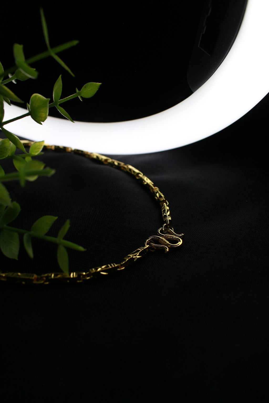 SIGNATURE 24K PLATED CHAIN