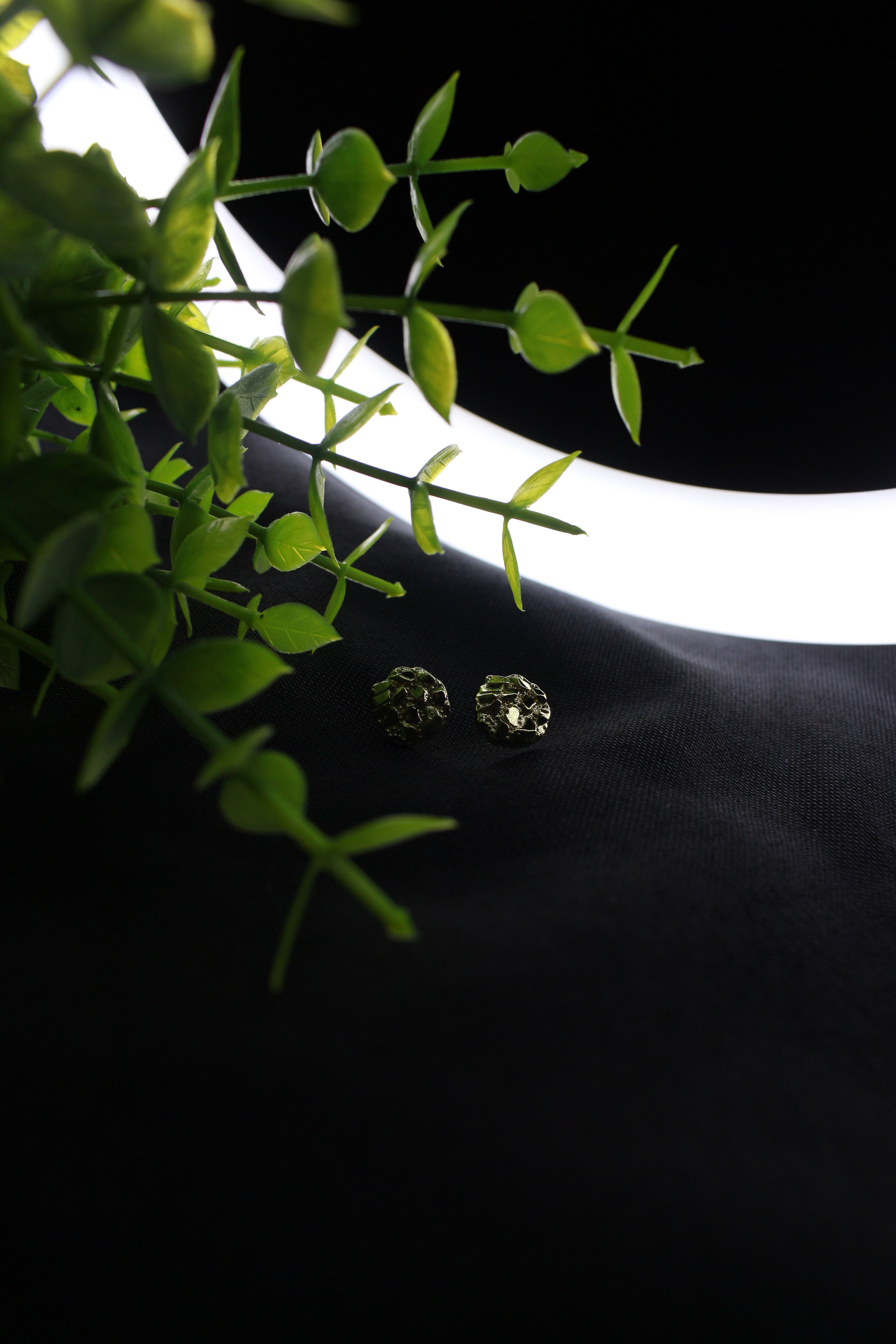 14K GOLD NUGGET EARRINGS