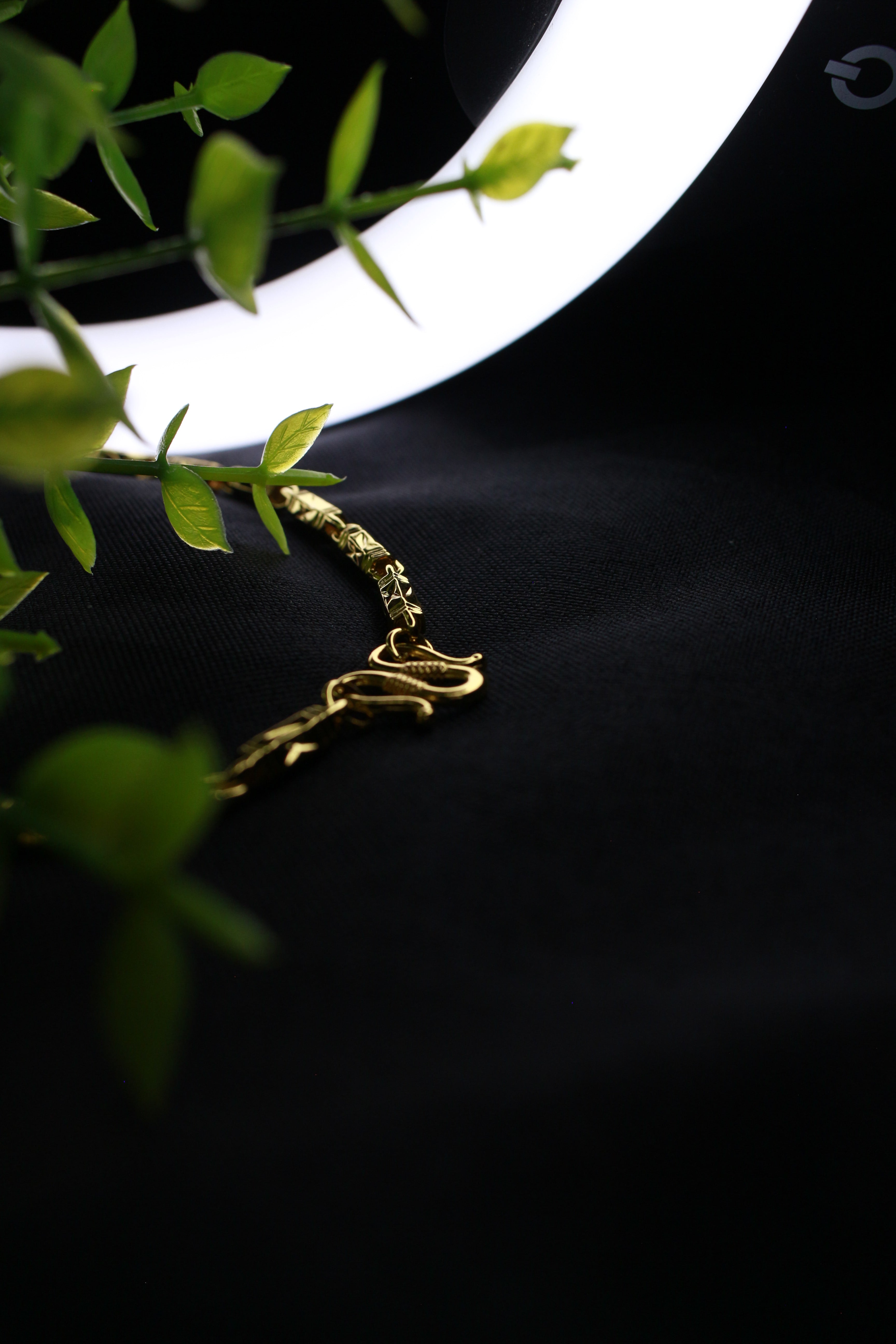 SIGNATURE 24K PLATED CHAIN