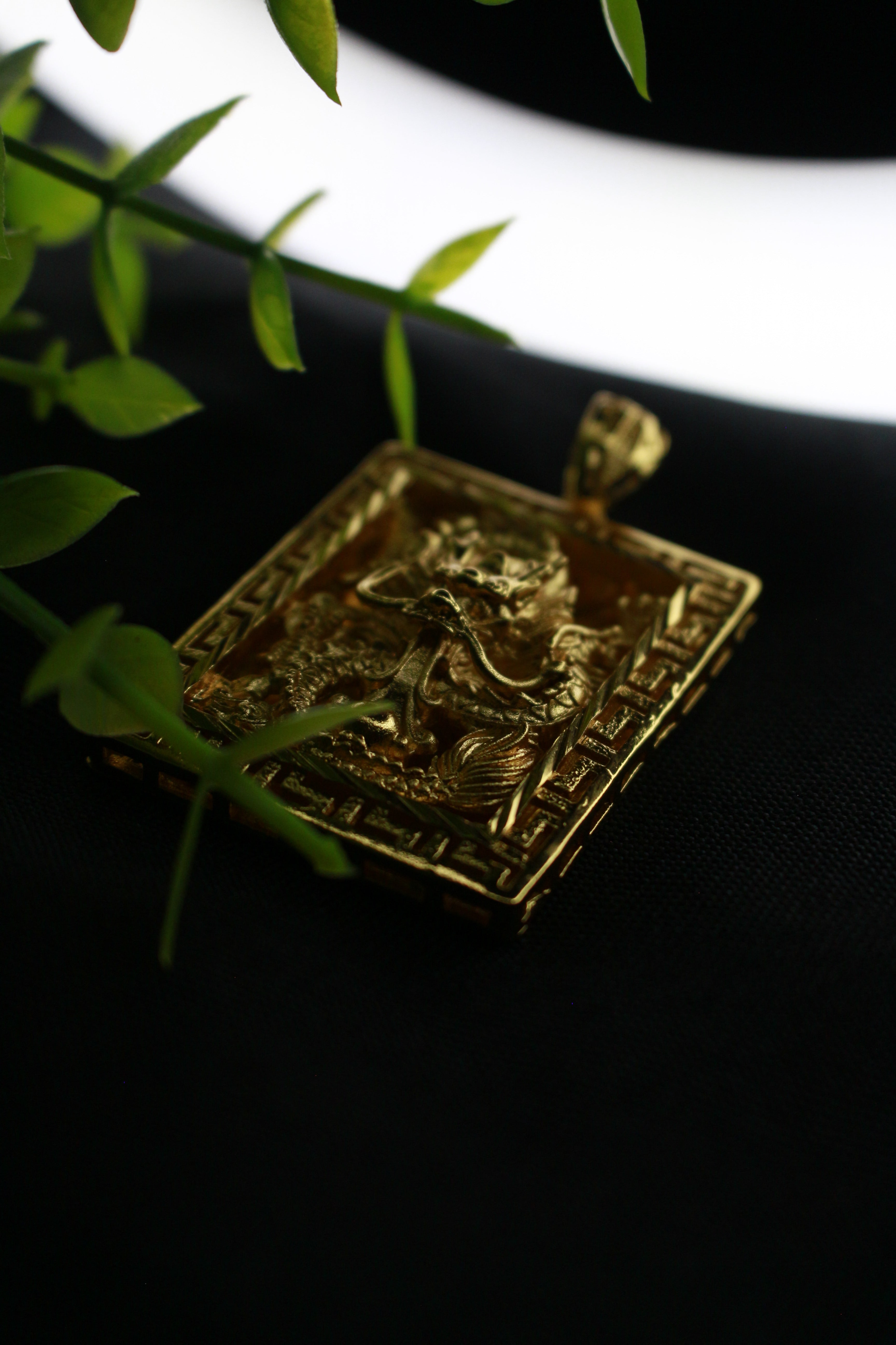TOTEM DRAGON 24K GOLD (PENDANT ONLY)